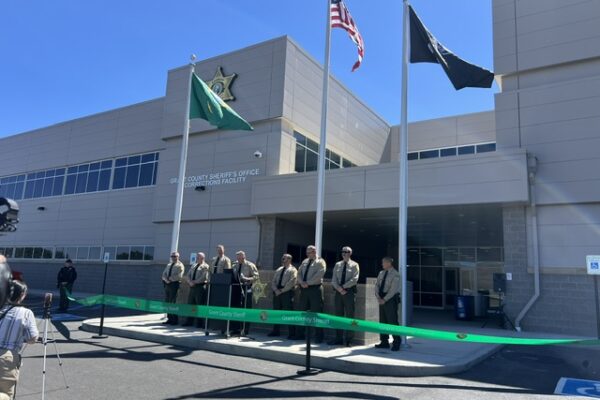 ribbon cutting ceremony at the new Grant County Jail