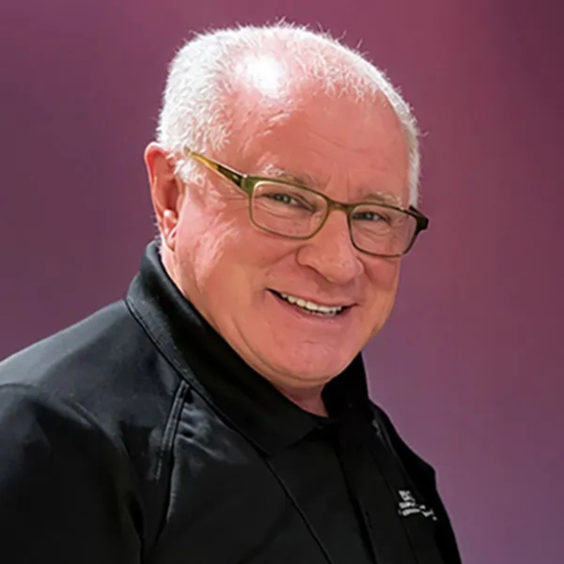 headshot photo of David McRoberts