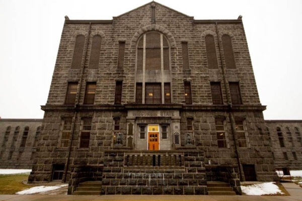 exterior of Green Bay Correctional Institution