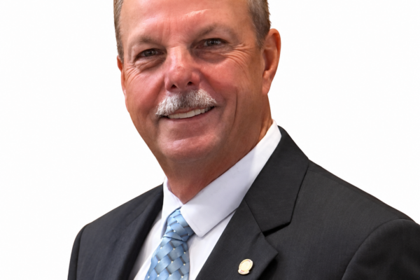 headshot photo of Randy Sauls